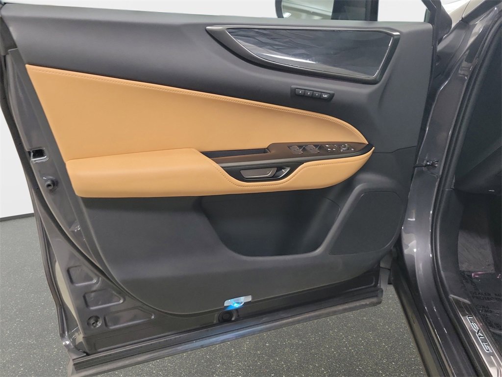 Used 2024 Lexus NX 350h AWD w/ Premium Package image 11