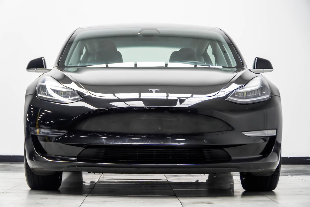 Used 2019 Tesla Model 3 Mid Range RWD image 9