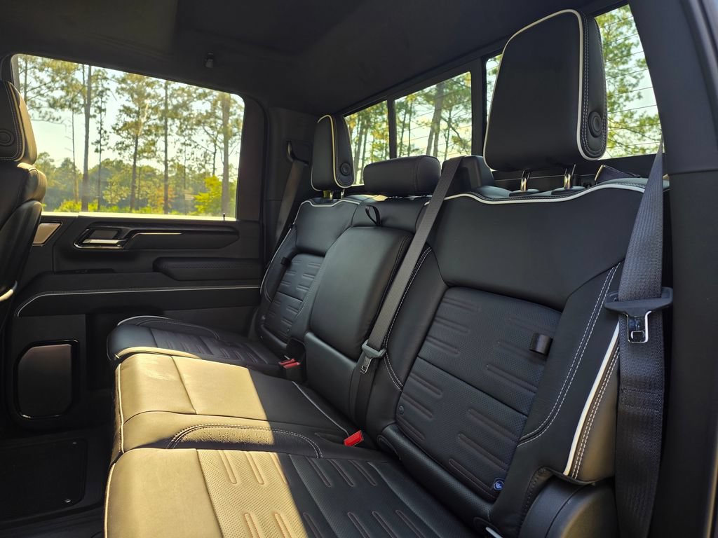 Used 2026 GMC Sierra 2500 AT4X AWD/4WD image 17