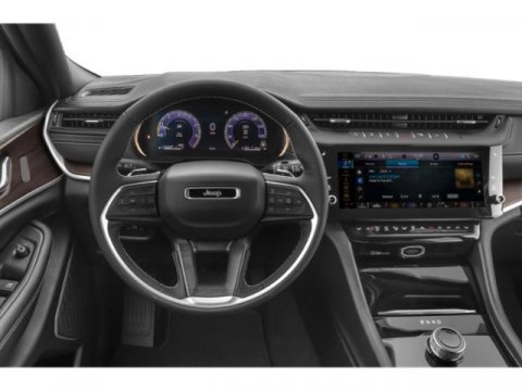 New 2026 Jeep Grand Cherokee Limited w/ Luxury Tech Group II image 9