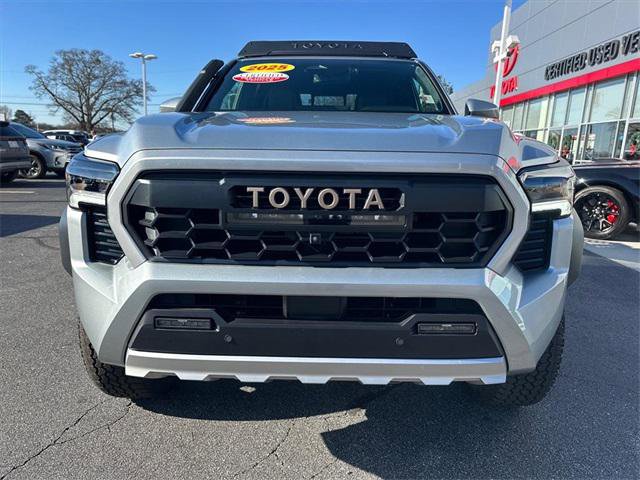 Certified 2025 Toyota Tacoma 4x4 Double Cab Hybrid image 8