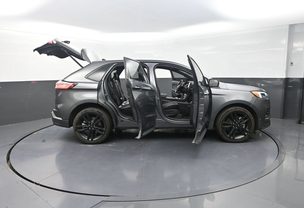 Used 2022 Ford Edge ST w/ Equipment Group 401A AWD/4WD image 39