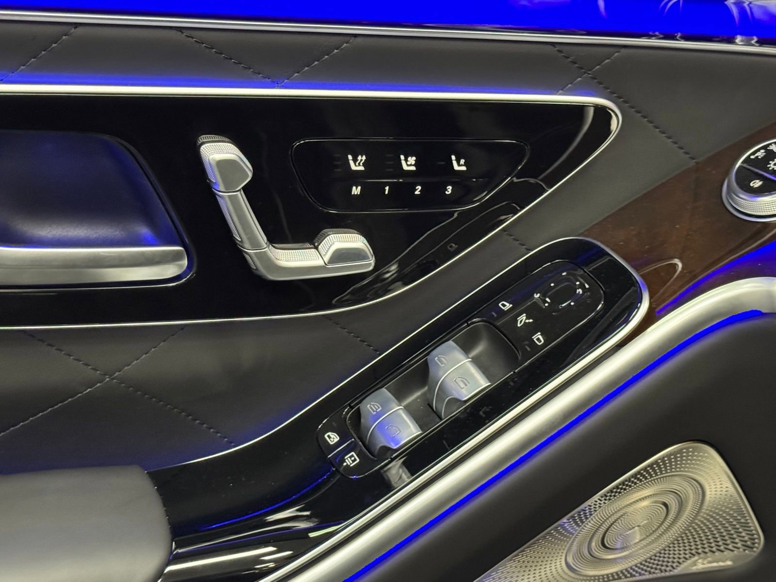 Used 2024 Mercedes-Benz S 580e 4MATIC Sedan image 18