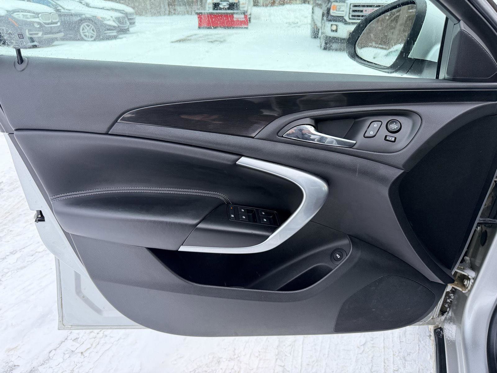 Used 2015 Buick Regal Premium image 7