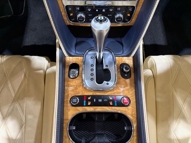 Used 2015 Bentley Flying Spur W12 image 81