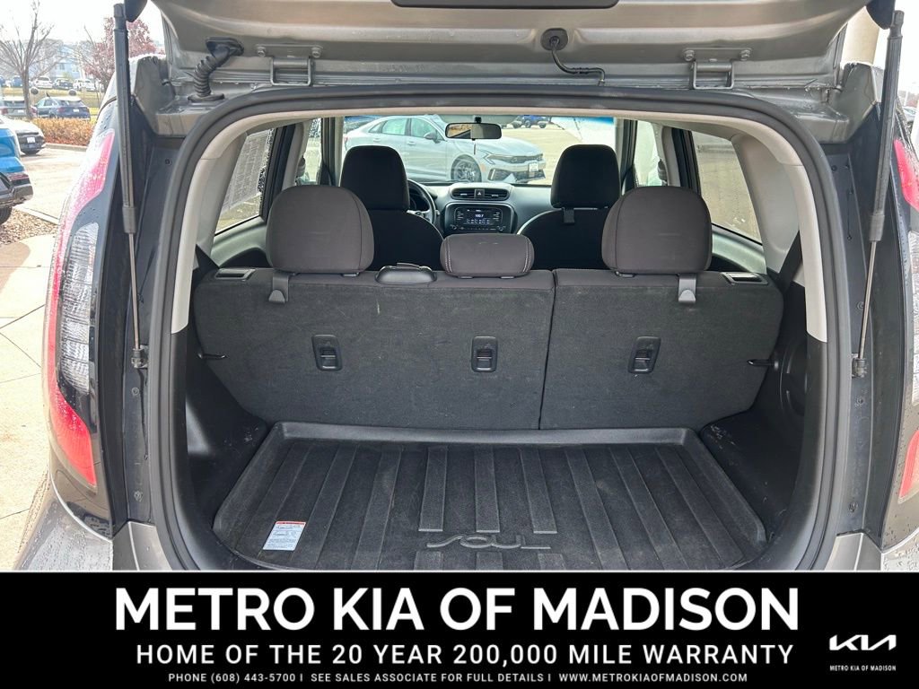 Used 2017 Kia Soul Base image 22