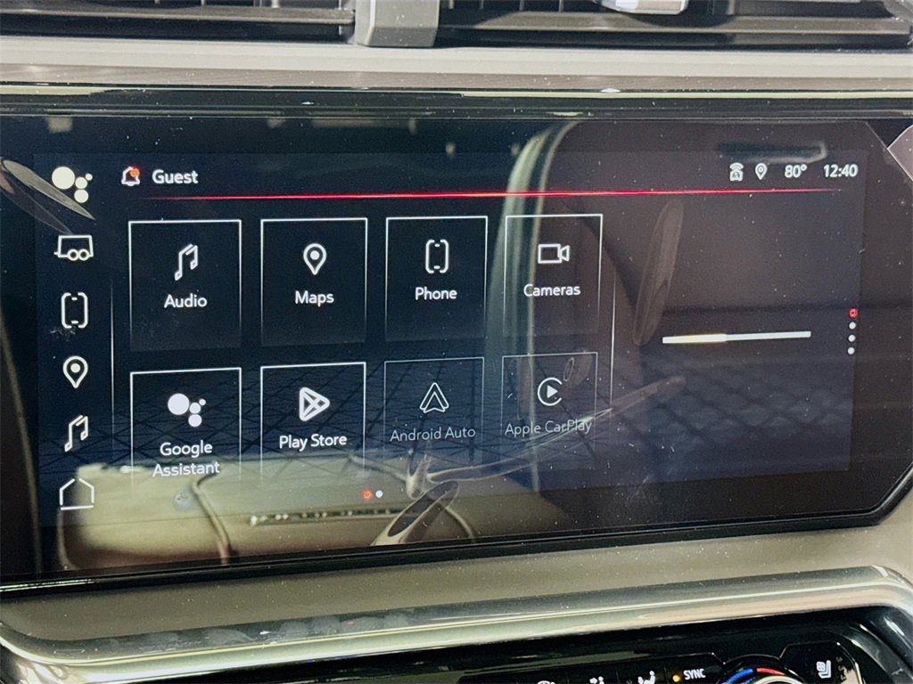 New 2026 GMC Sierra 3500 Denali Ultimate w/ LPO, Black Badging Package image 7