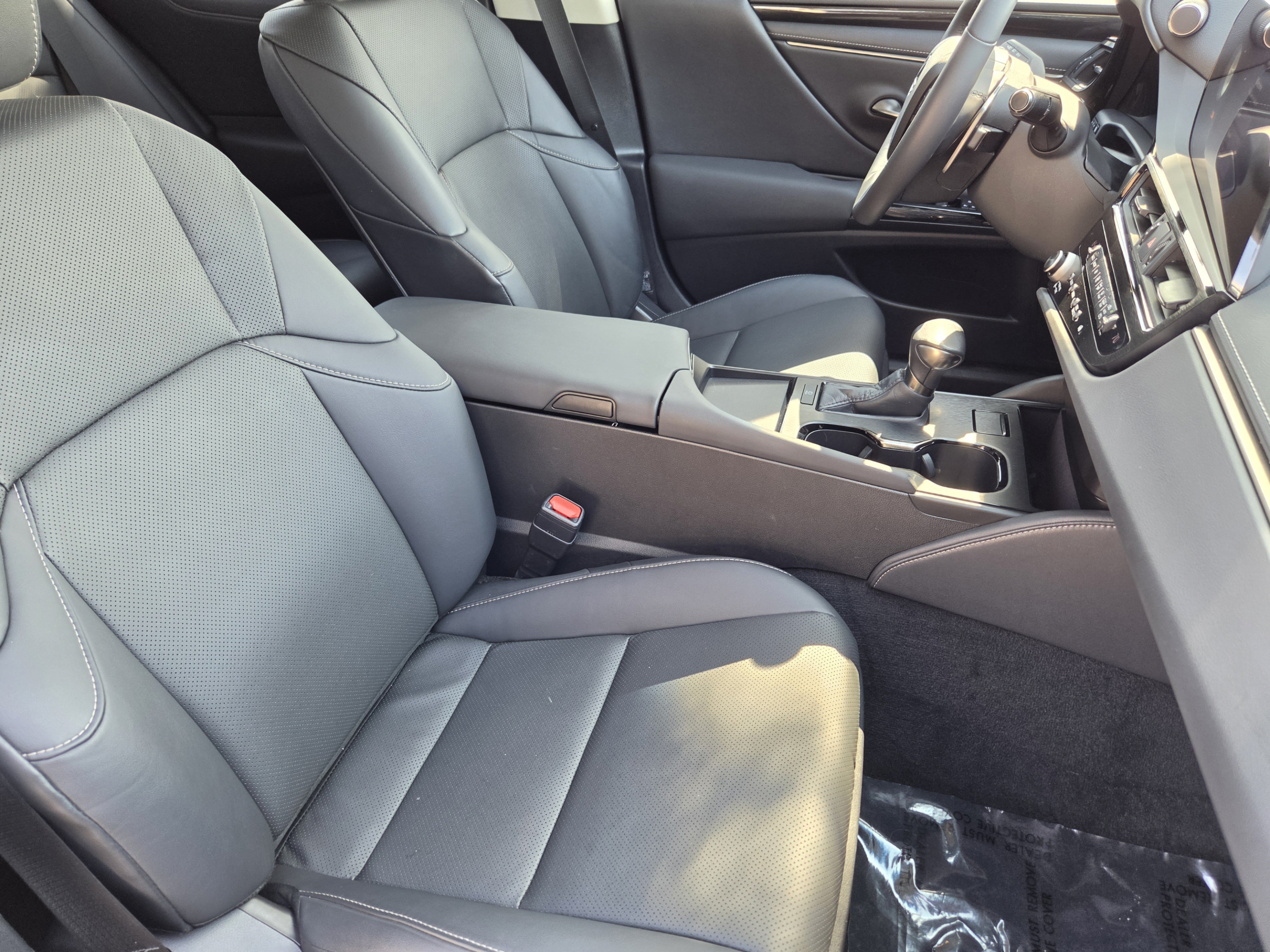 Certified 2023 Lexus ES 350 w/ Accessory Package (Z2) FWD image 15