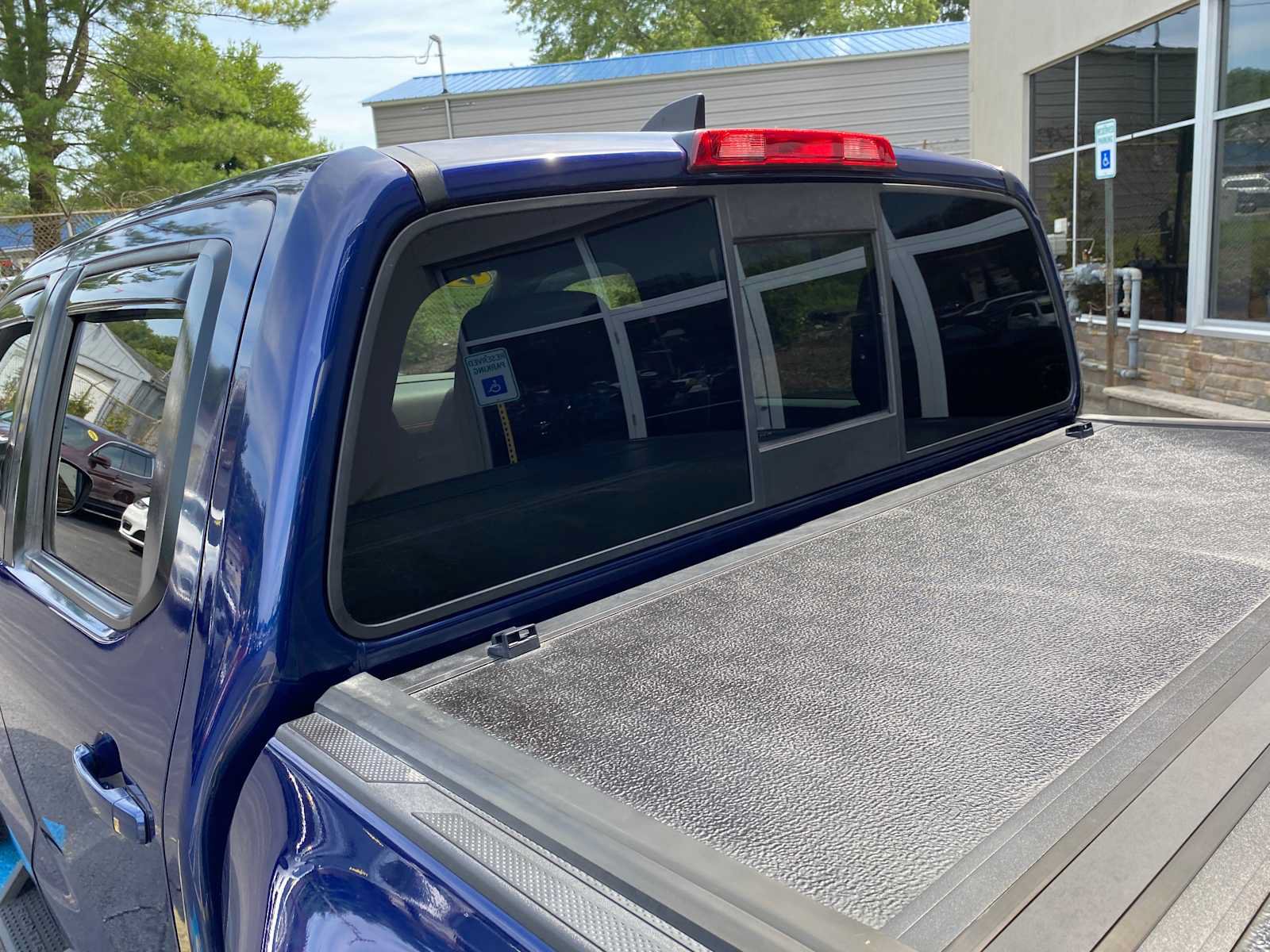 Used 2022 Nissan Frontier PRO-4X w/ Technology Package AWD/4WD image 30