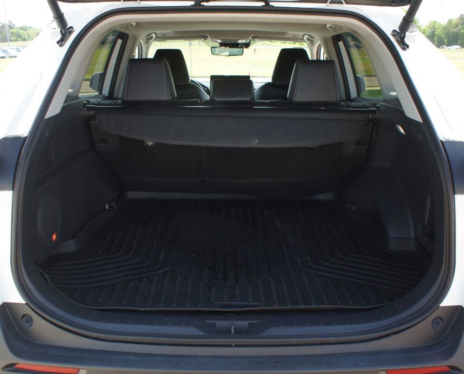 Used 2024 Toyota RAV4 XLE Premium w/ Weather Package AWD/4WD image 18