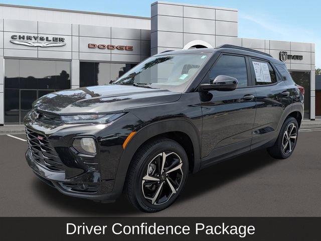 Used 2021 Chevrolet TrailBlazer RS w/ Sun and Liftgate Package AWD/4WD image 8