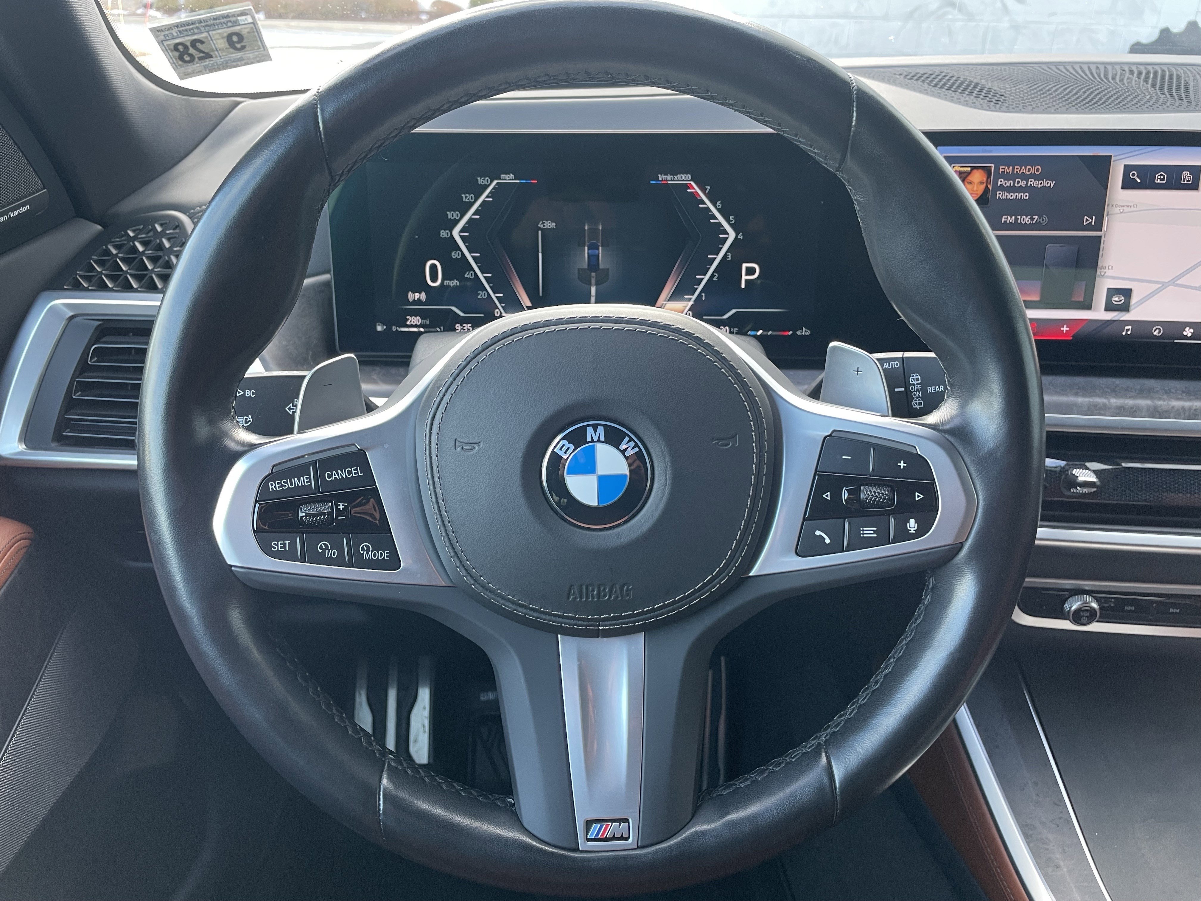 Used 2024 BMW X5 xDrive40i w/ Executive Package image 21