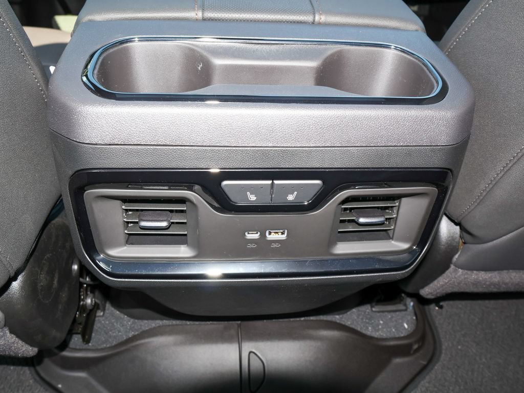 New 2026 GMC Sierra 2500 AT4 w/ AT4 Premium Plus Package AWD/4WD image 13