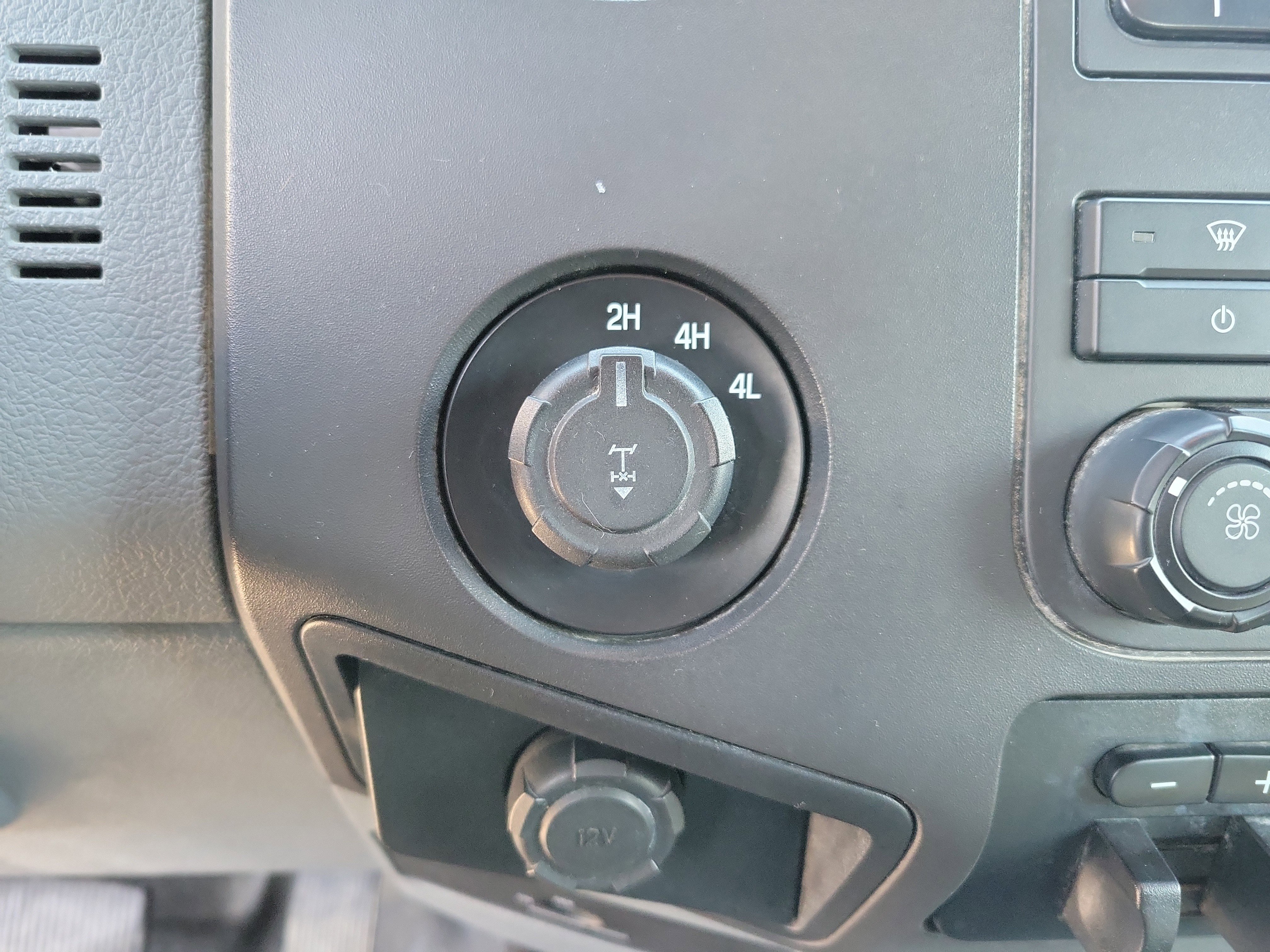 Used 2013 Ford F250 XL w/ PWR Equipment Group image 10