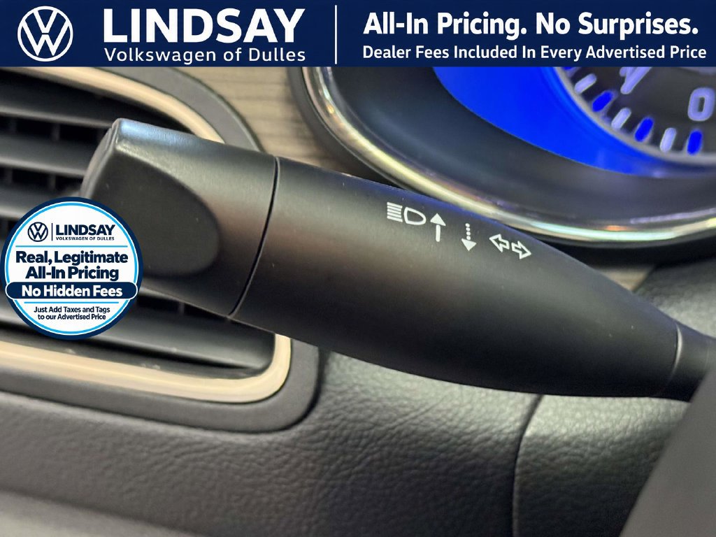 Used 2016 Chrysler 200 C w/ Premium Group FWD image 22