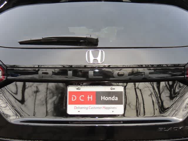 New 2026 Honda Pilot Black Edition image 7