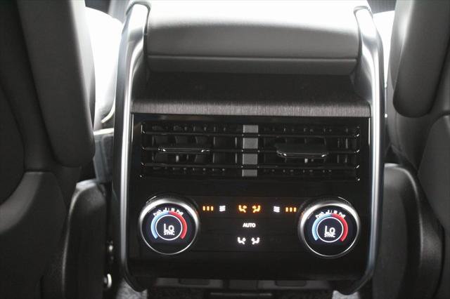 New 2025 Land Rover Range Rover Long Wheelbase SE image 26