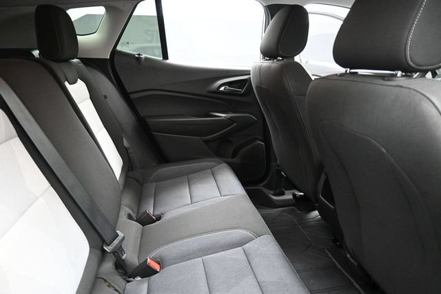 Used 2024 Chevrolet Trax LS w/ LS Convenience Package FWD image 30