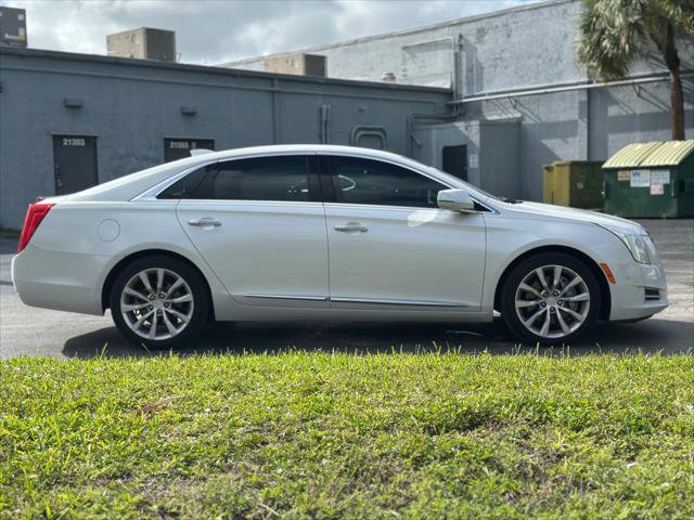 Used 2017 Cadillac XTS Luxury w/ Driver Awareness Package image 9
