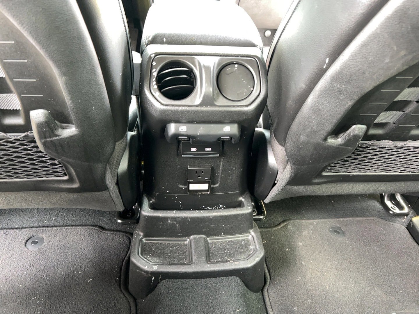 Used 2023 Jeep Wrangler Unlimited Rubicon 392 w/ Xtreme Recon 35" Tire Package AWD/4WD image 30