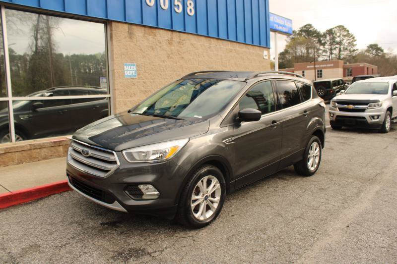 Used 2018 Ford Escape SE FWD image 3