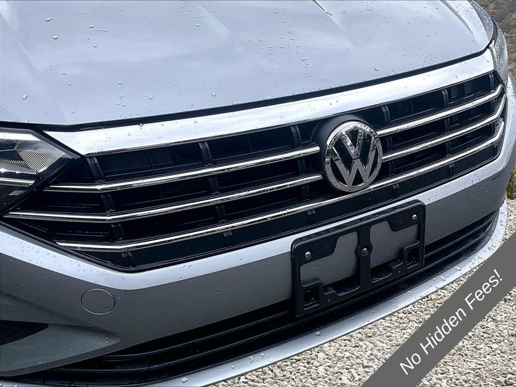Used 2019 Volkswagen Jetta SE w/ Cold Weather Package FWD image 21