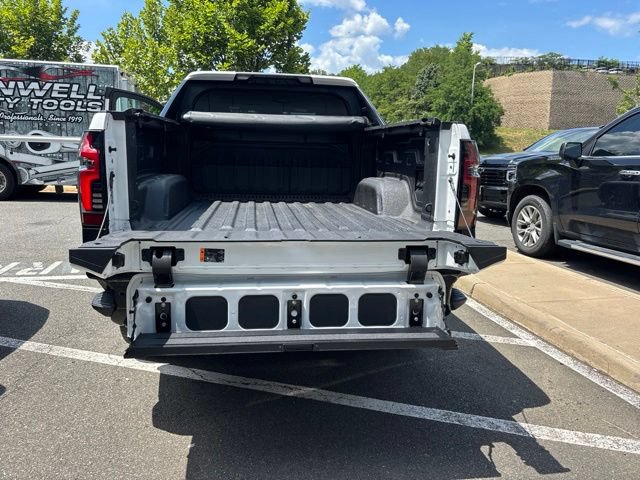 Certified 2025 Chevrolet Silverado EV RST AWD/4WD image 24