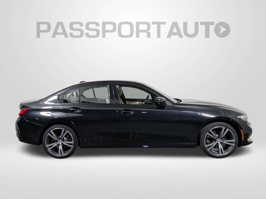 Used 2023 BMW 330i xDrive Sedan w/ Premium Package AWD/4WD image 8
