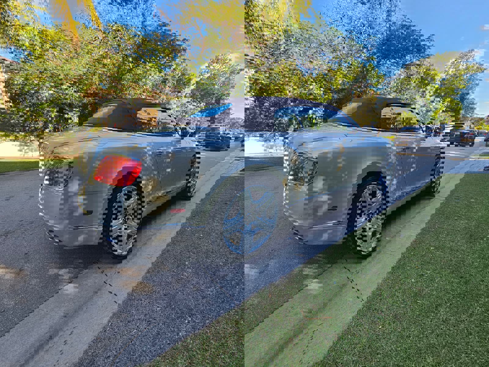 Used 2014 Bentley Continental GT image 40