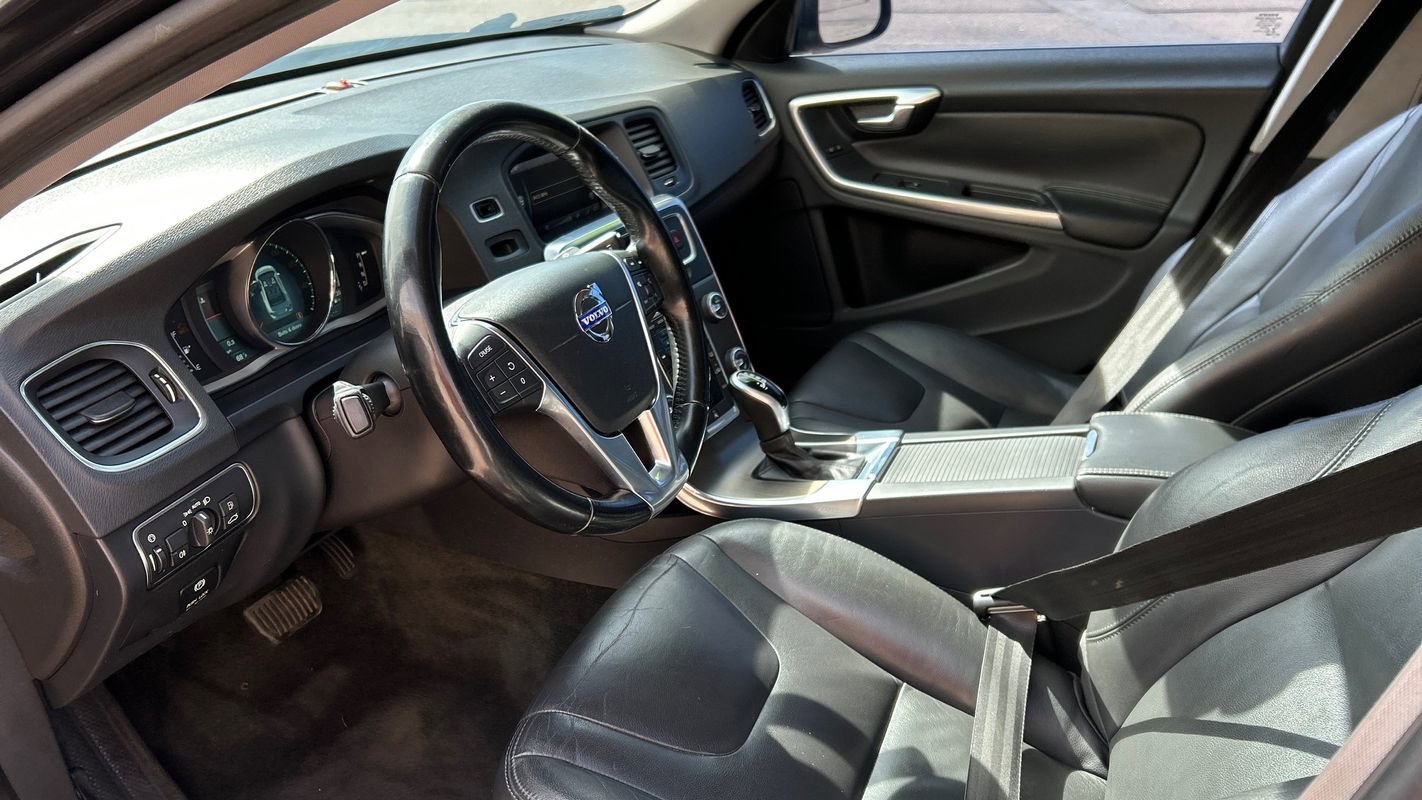 Used 2015 Volvo S60 T5 Premier image 9