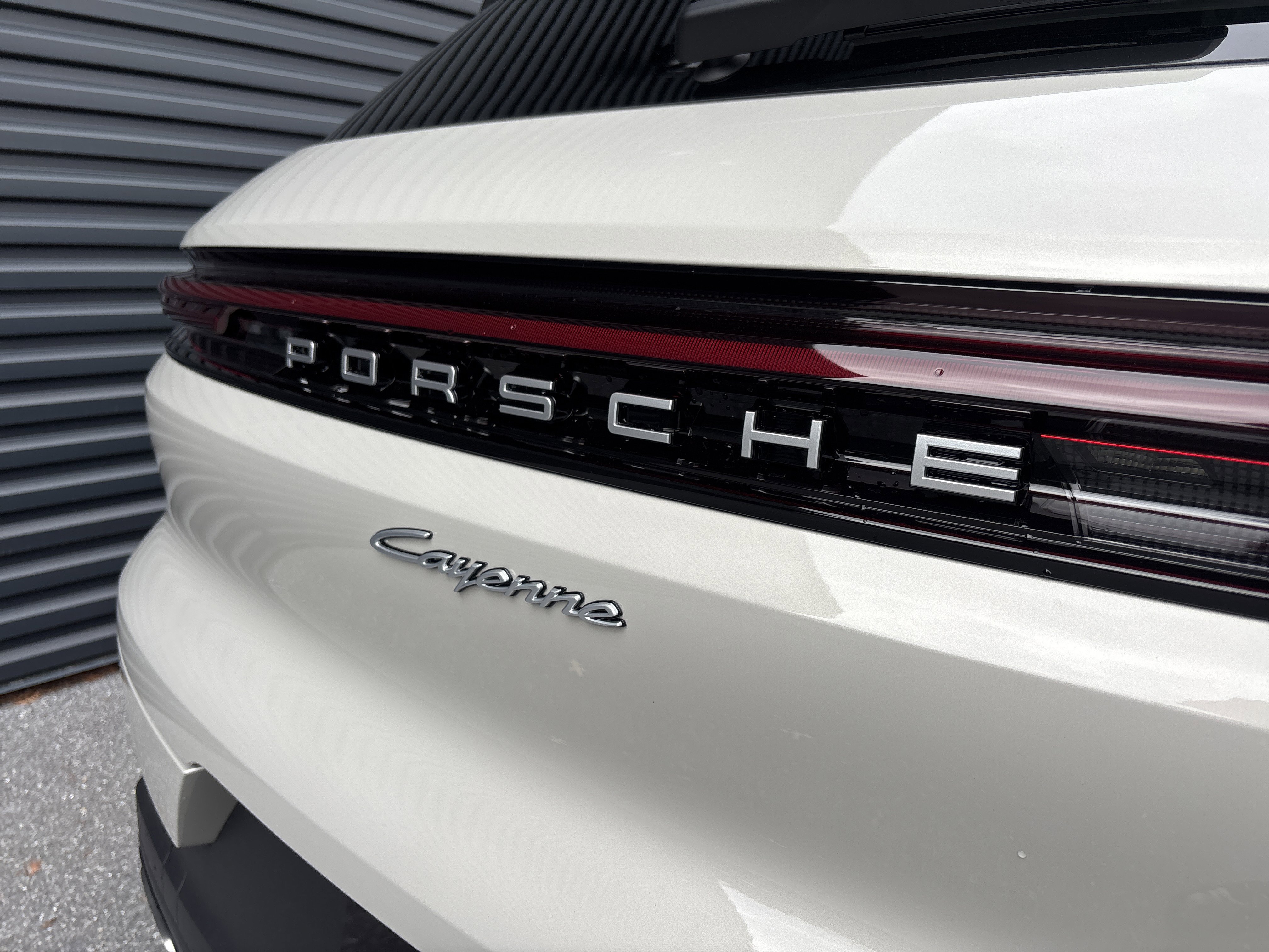 New 2026 Porsche Cayenne E-Hybrid AWD/4WD image 24