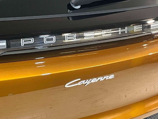 New 2026 Porsche Cayenne Electric AWD/4WD image 11
