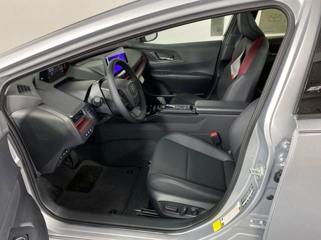 New 2026 Toyota Prius Plug-In Hybrid image 7
