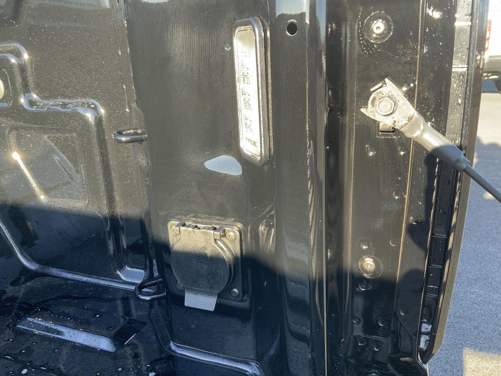 New 2026 GMC Sierra 1500 SLE w/ X31 Off-Road Package image 13