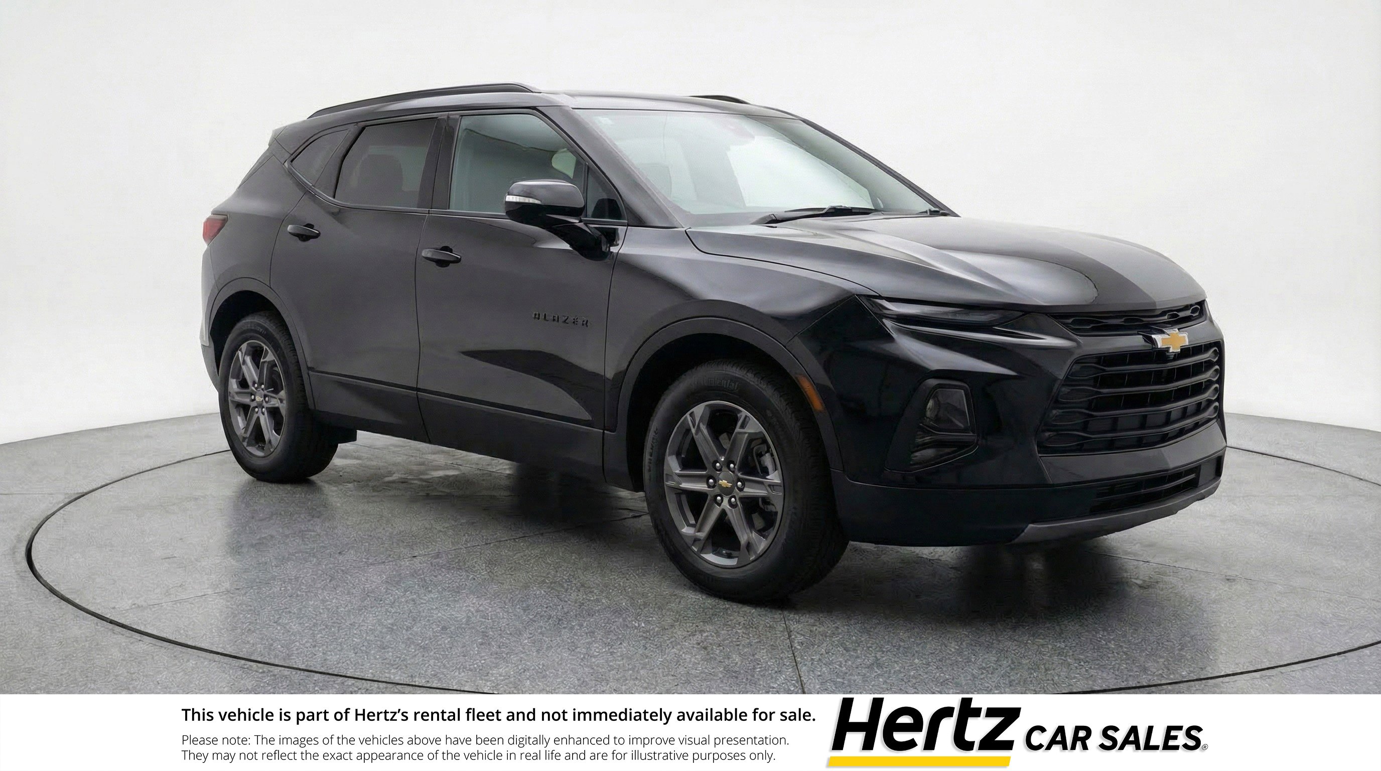 Used 2025 Chevrolet Blazer LT image 1