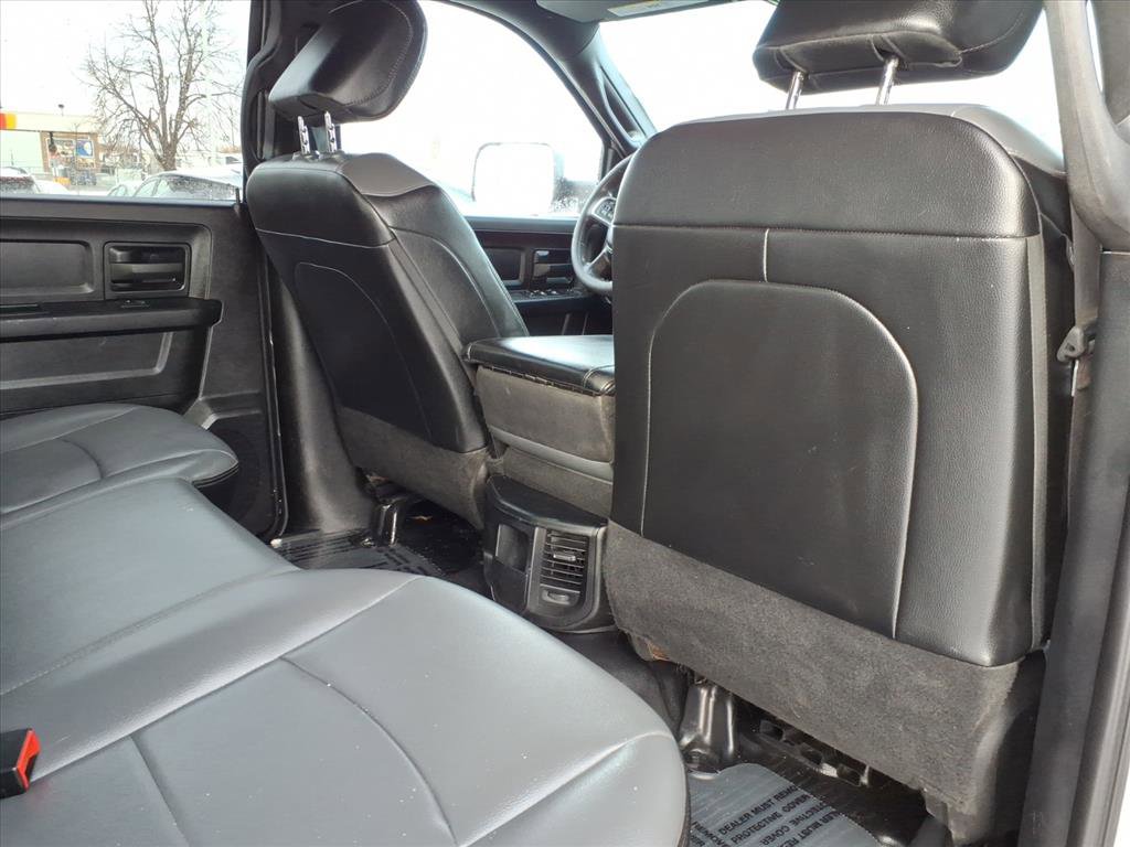 Used 2022 RAM 2500 Tradesman w/ Chrome Appearance Group AWD/4WD image 18