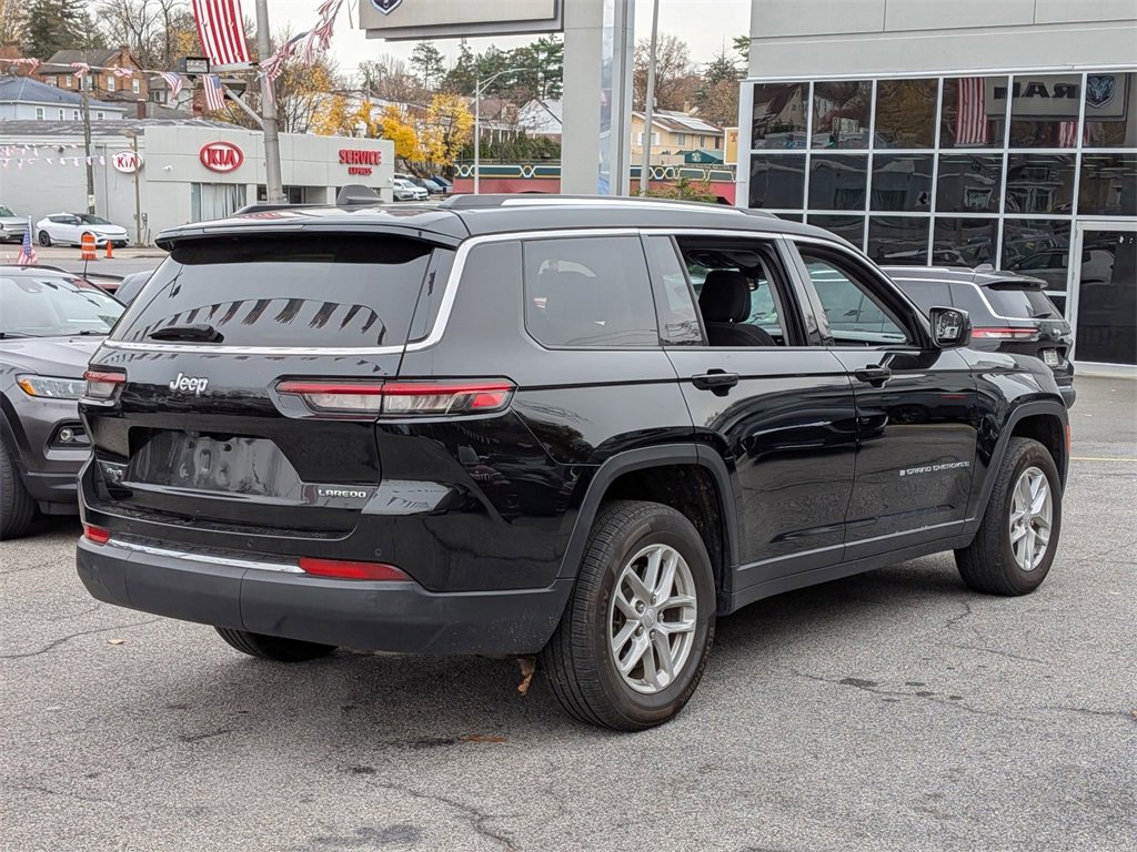 Used 2023 Jeep Grand Cherokee L Laredo image 6