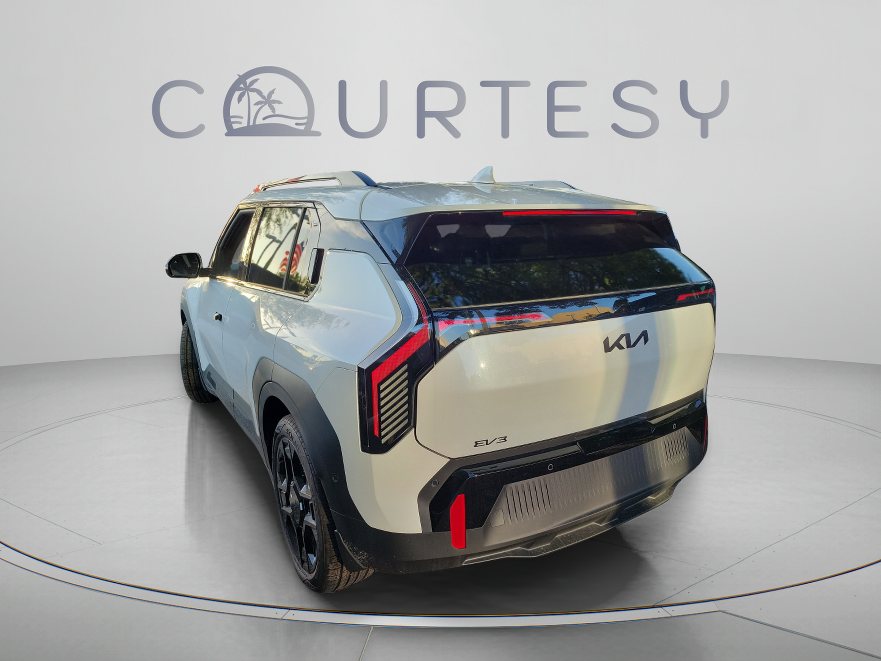 New 2027 Kia EV3 Land FWD image 2