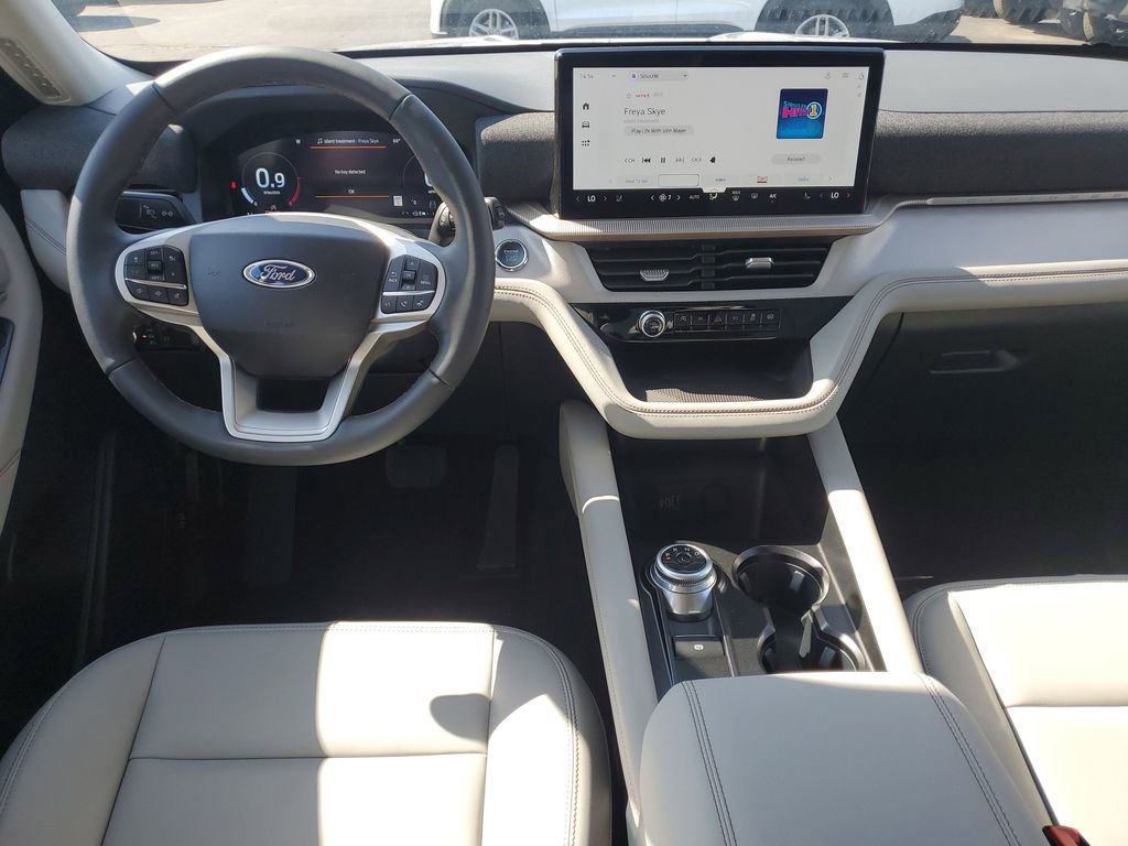 New 2026 Ford Explorer Active image 26