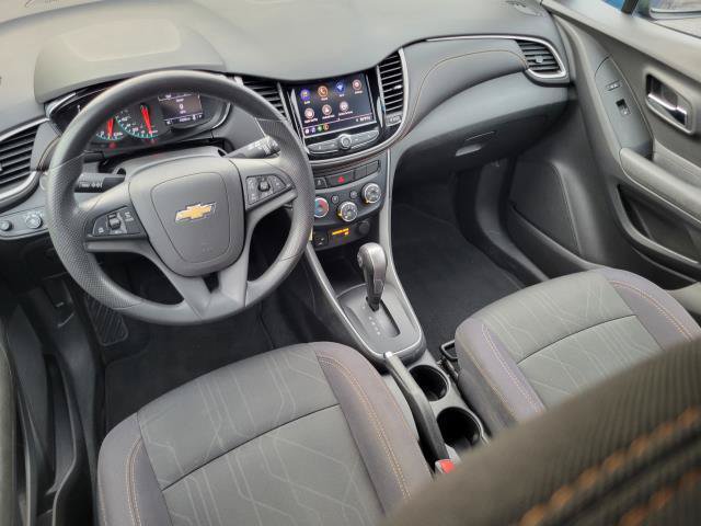 Used 2020 Chevrolet Trax LT FWD image 25