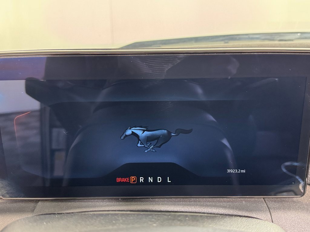 Used 2024 Ford Mustang Convertible image 29