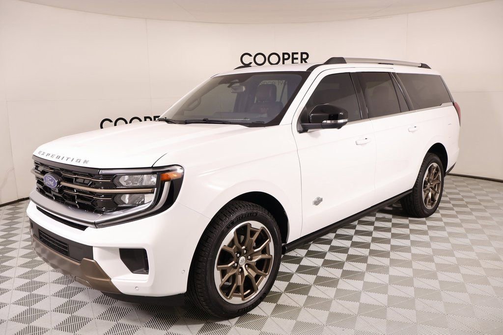 Used 2025 Ford Expedition Max King Ranch image 11