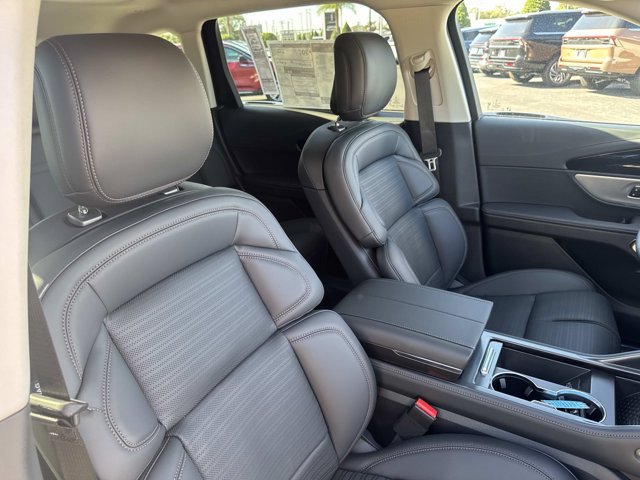 New 2026 Lincoln Nautilus Reserve AWD/4WD image 18