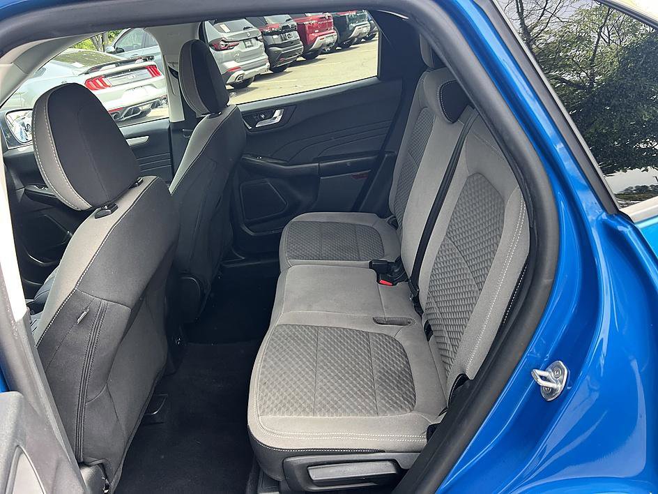 Used 2021 Ford Escape SE image 14