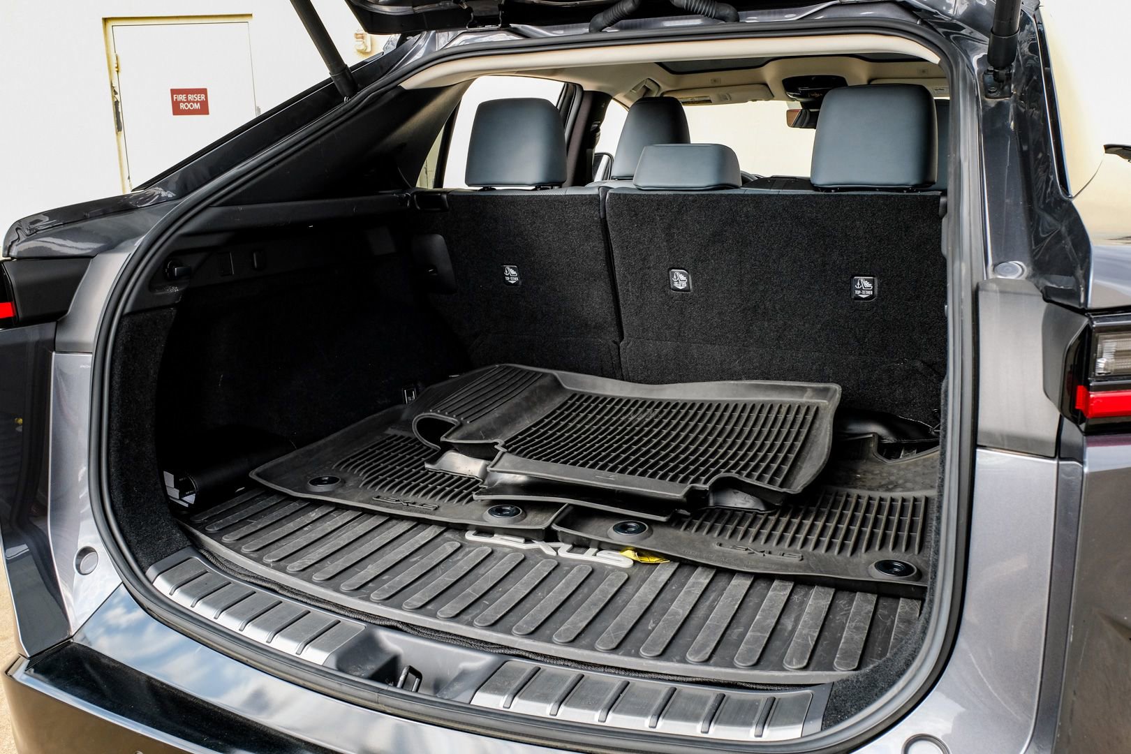 Used 2023 Lexus RZ 450e Premium w/ Technology Package image 45