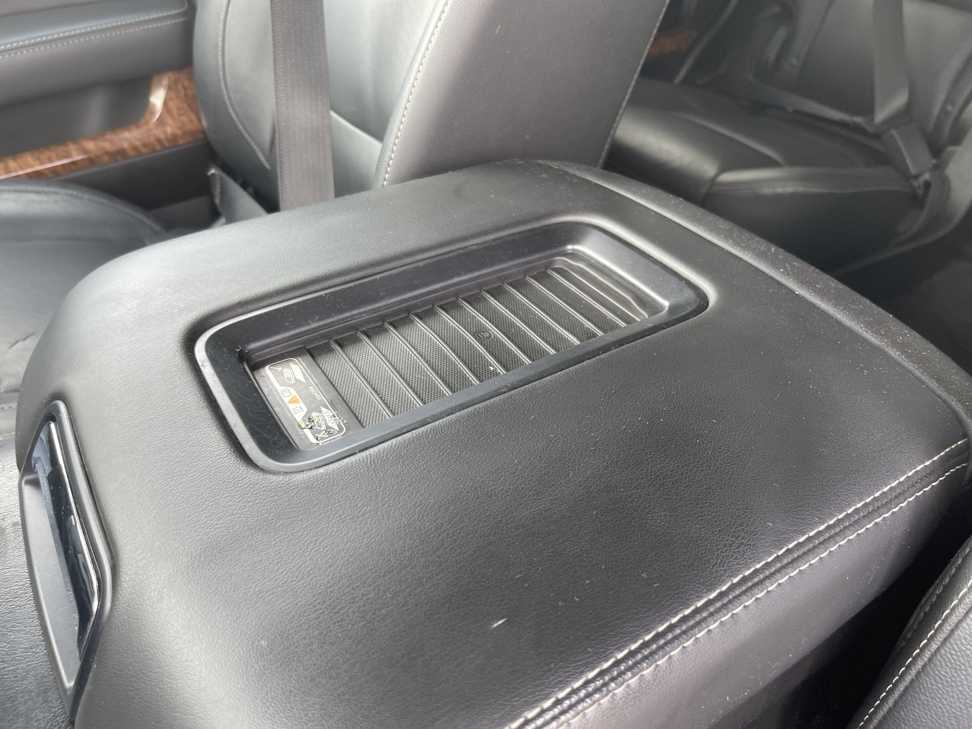 Used 2018 Chevrolet Tahoe Premier RWD image 28