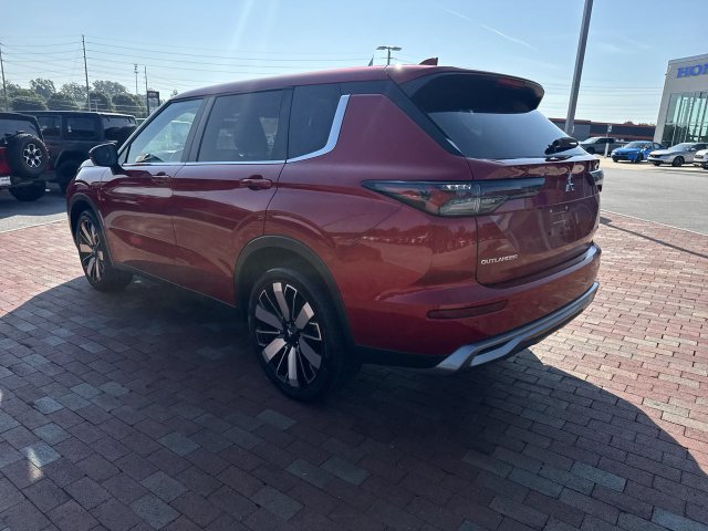 Used 2025 Mitsubishi Outlander SE FWD image 34