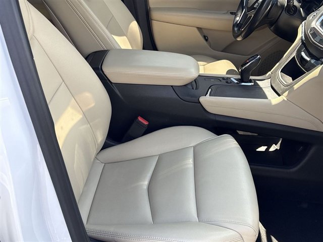 Used 2019 Cadillac XT5 FWD image 27