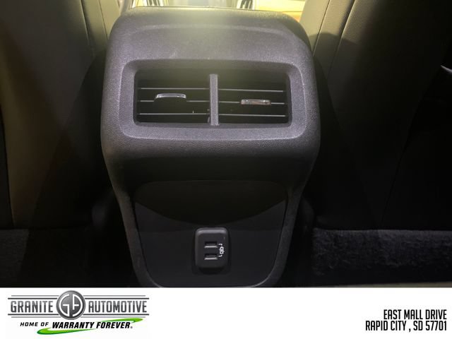 Used 2019 Chevrolet Equinox Premier w/ LPO, Cargo Package FWD image 33
