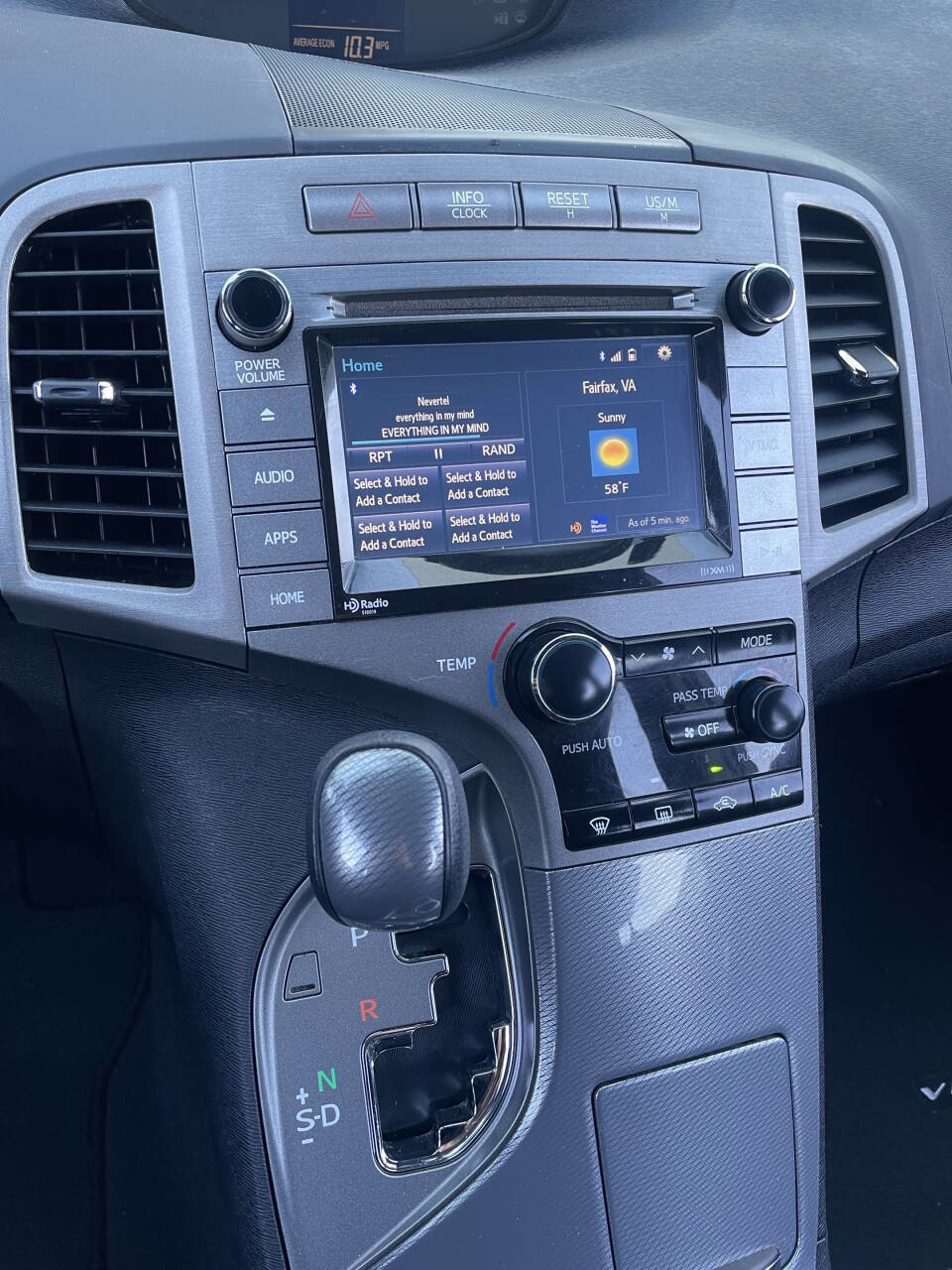 Used 2015 Toyota Venza LE image 21